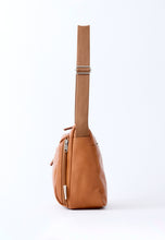 Load image into Gallery viewer, anello / ARLO / Shoulder Bag / ATB4521