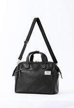 Load image into Gallery viewer, anello / ARLO Medium Boston Bag / ATB4526