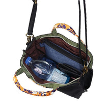 Load image into Gallery viewer, Mis Zapatos / Mini Shoulder Bag / B-7349 BLACK