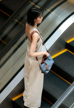 Load image into Gallery viewer, Legato Largo / Burden-Free Mini Vertical Shoulder Bag / LH-X0582

