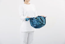 Load image into Gallery viewer, Shupatto / Compact Bag M / S489SH
